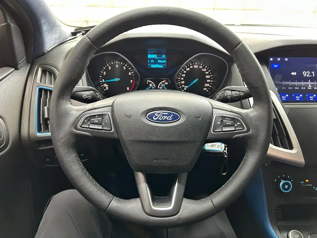 Ford Focus — миниатюра 8