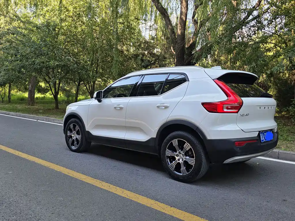 Volvo XC40 2020 T3 Luxury