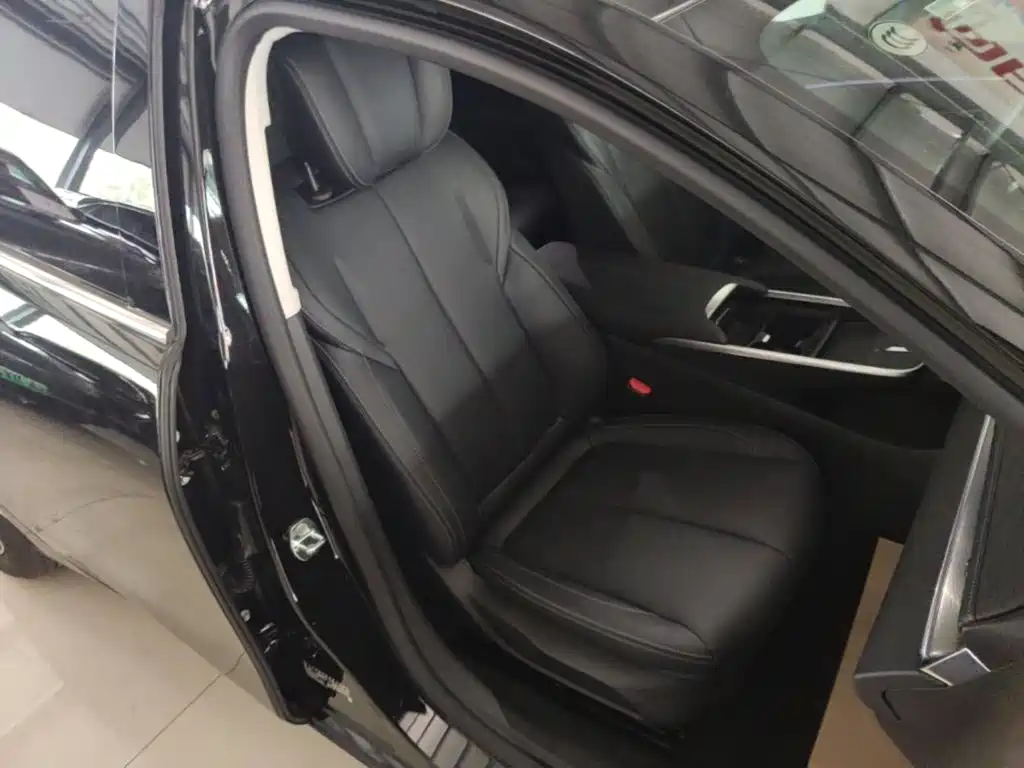 Buick LaCrosse — миниатюра 25