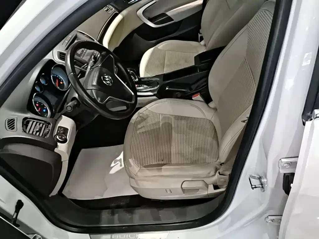 Buick Regal — миниатюра 15