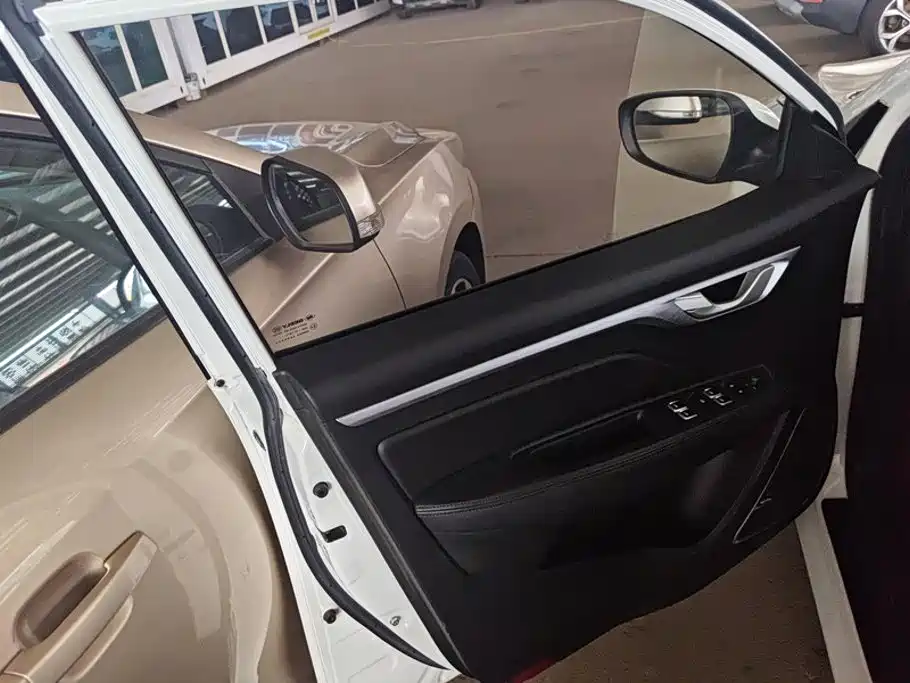Geely Vision — миниатюра 7