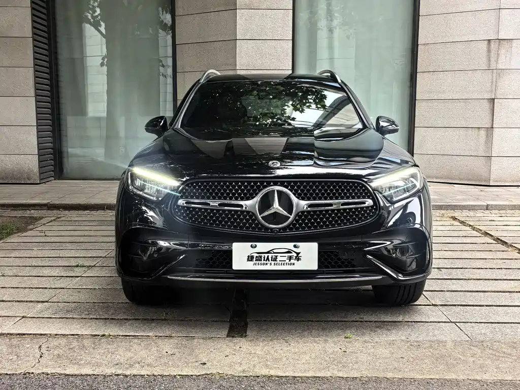Mercedes-Benz GLC 2025 GLC 300 L 4MATIC 5 мест