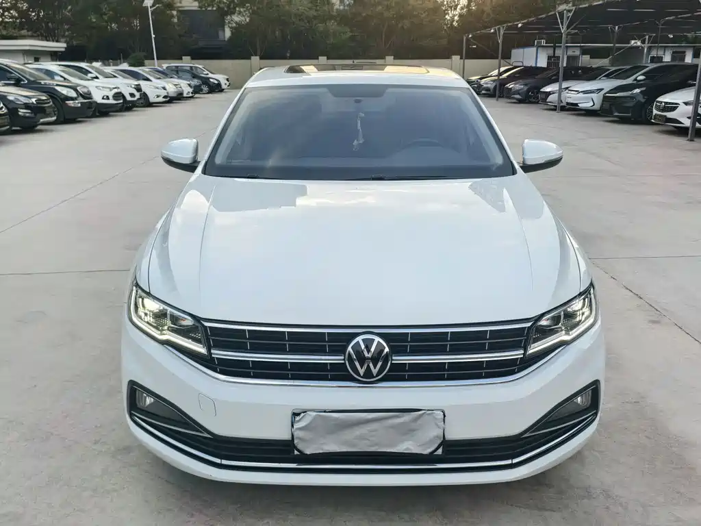Volkswagen Bora — миниатюра 2