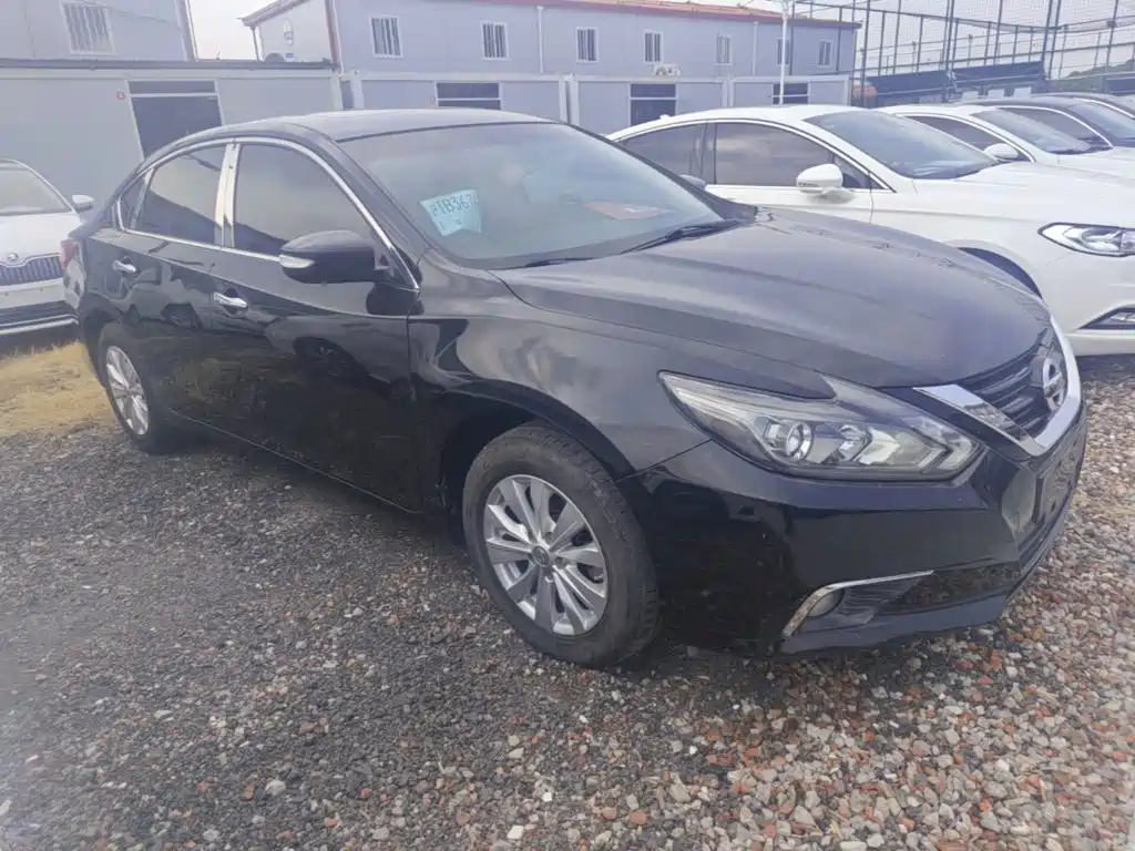 Nissan Teana — миниатюра 4