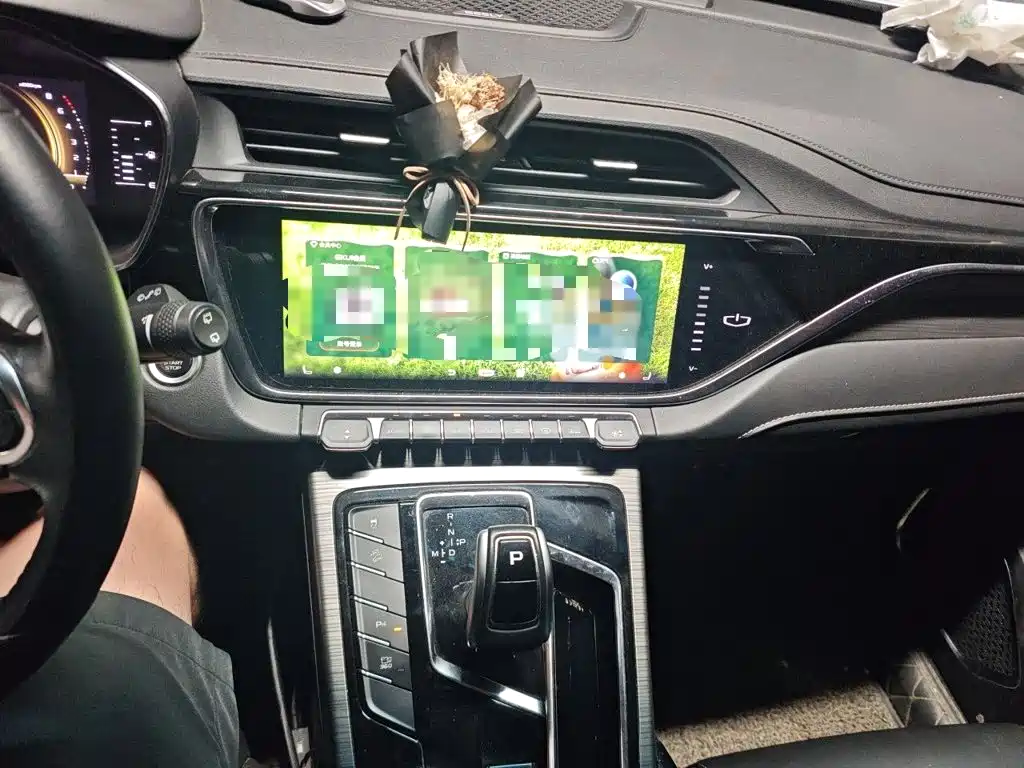 Geely Boyue — миниатюра 14