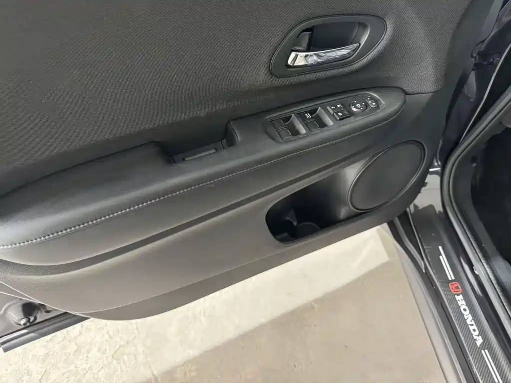 Honda Vezel — миниатюра 7