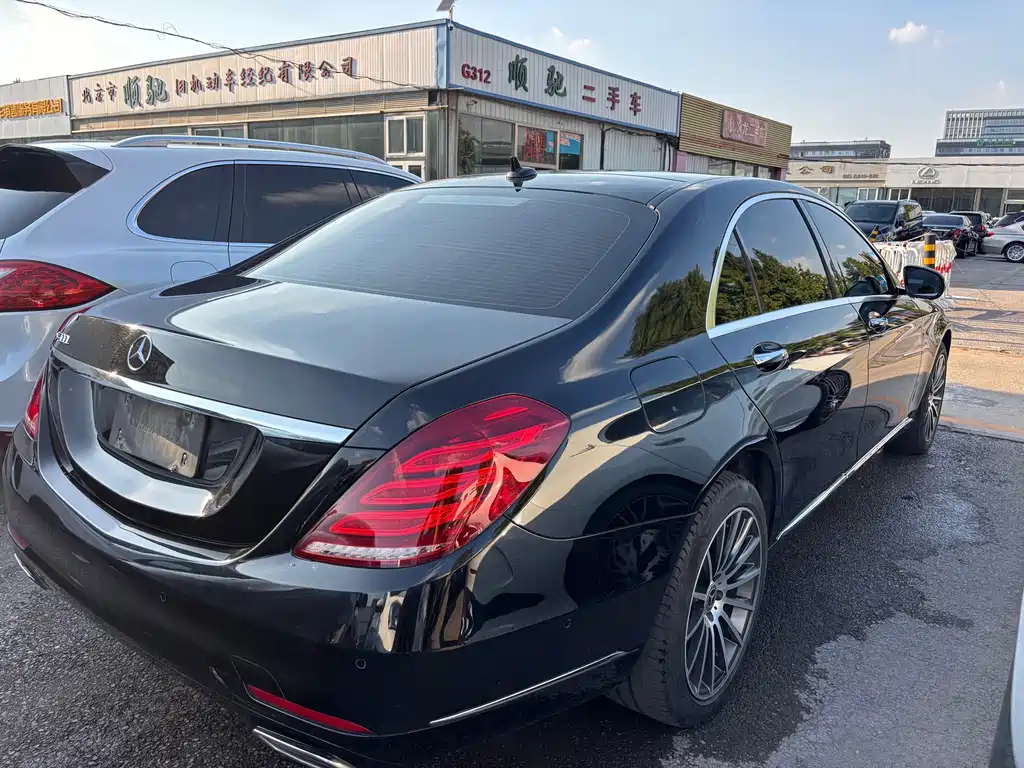 Mercedes-Benz S-Class — миниатюра 14