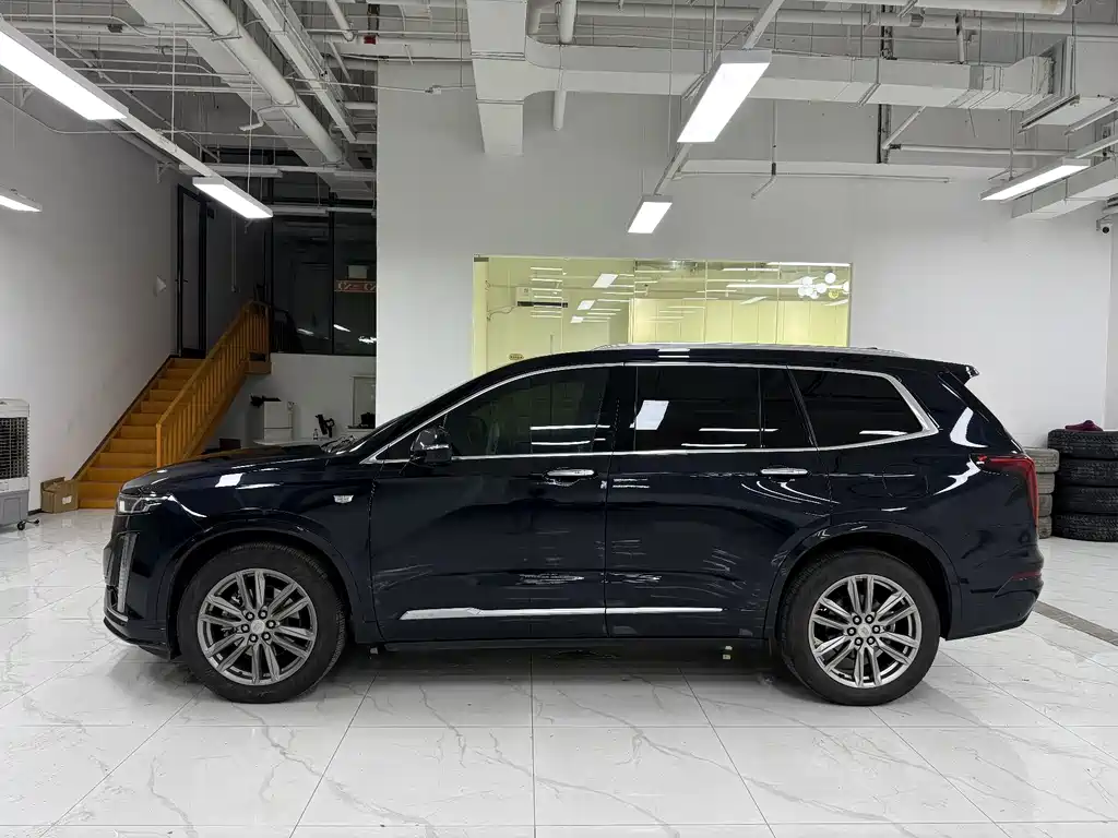 Cadillac XT6 — миниатюра 3