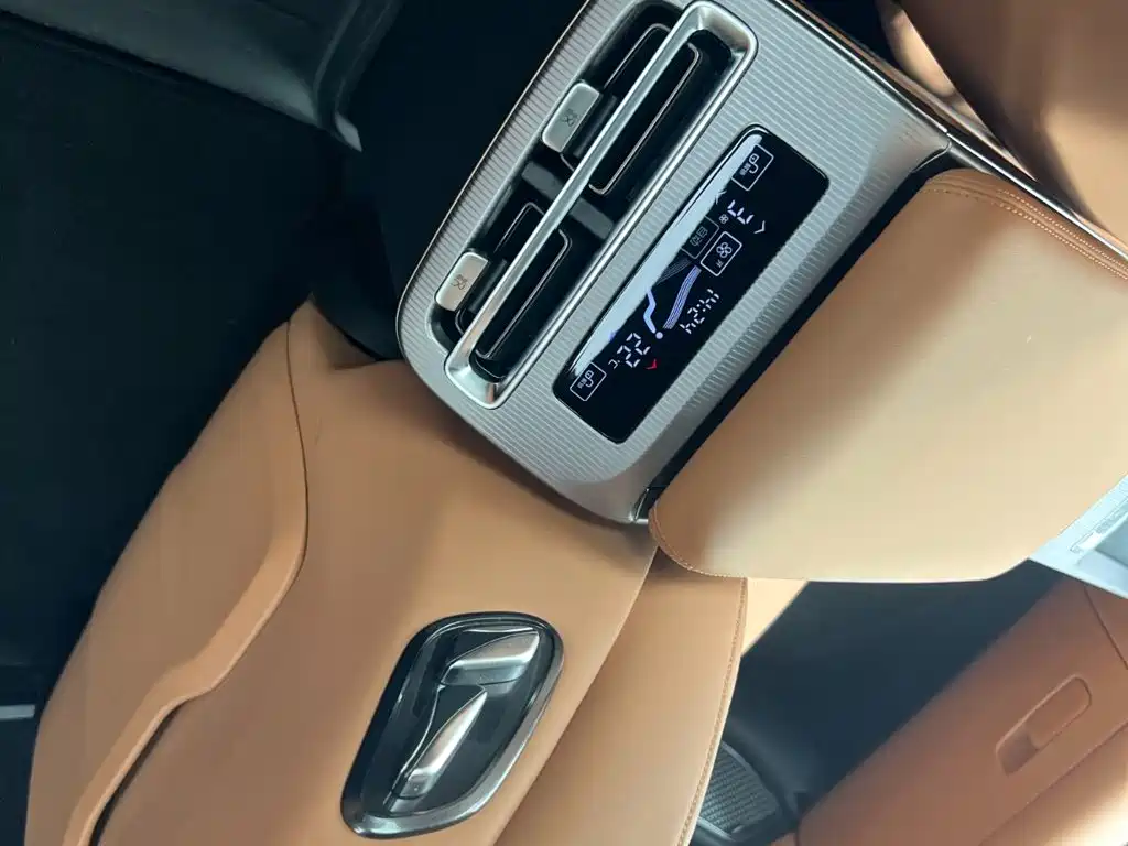 BYD Han L — миниатюра 13