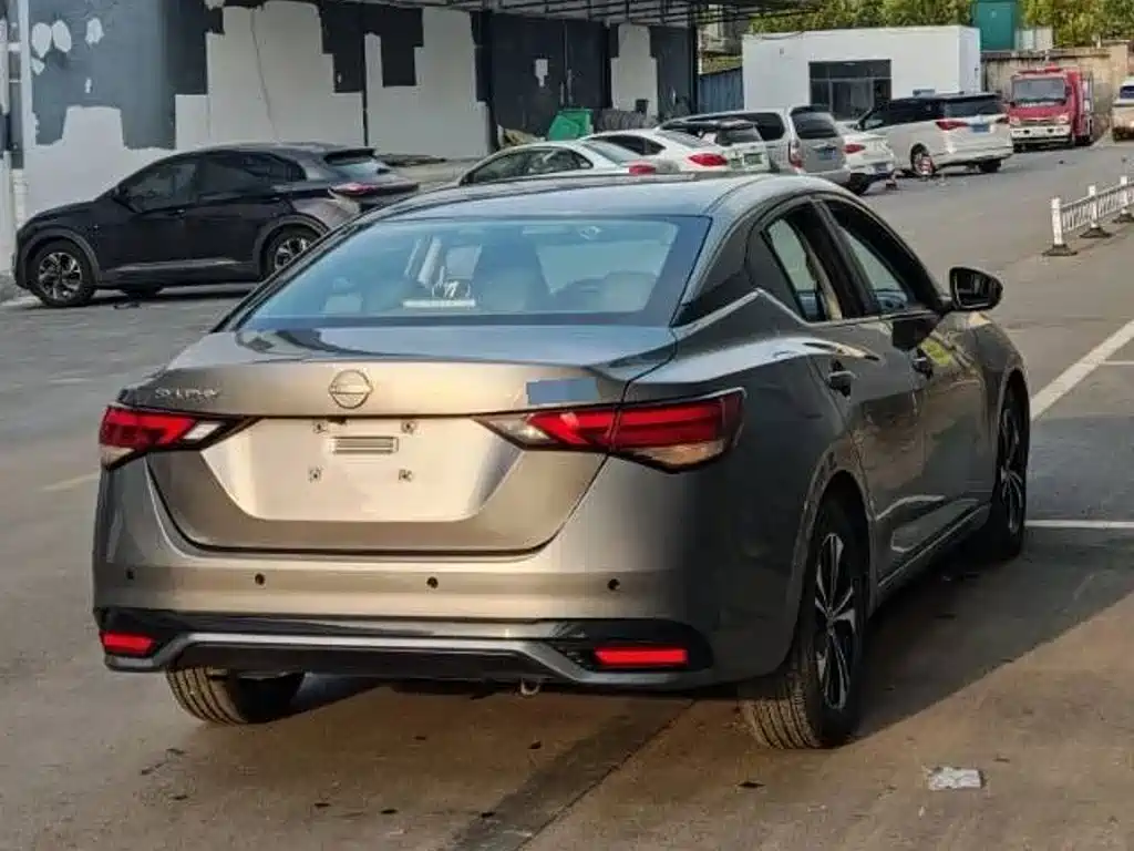 Nissan Sylphy — миниатюра 7