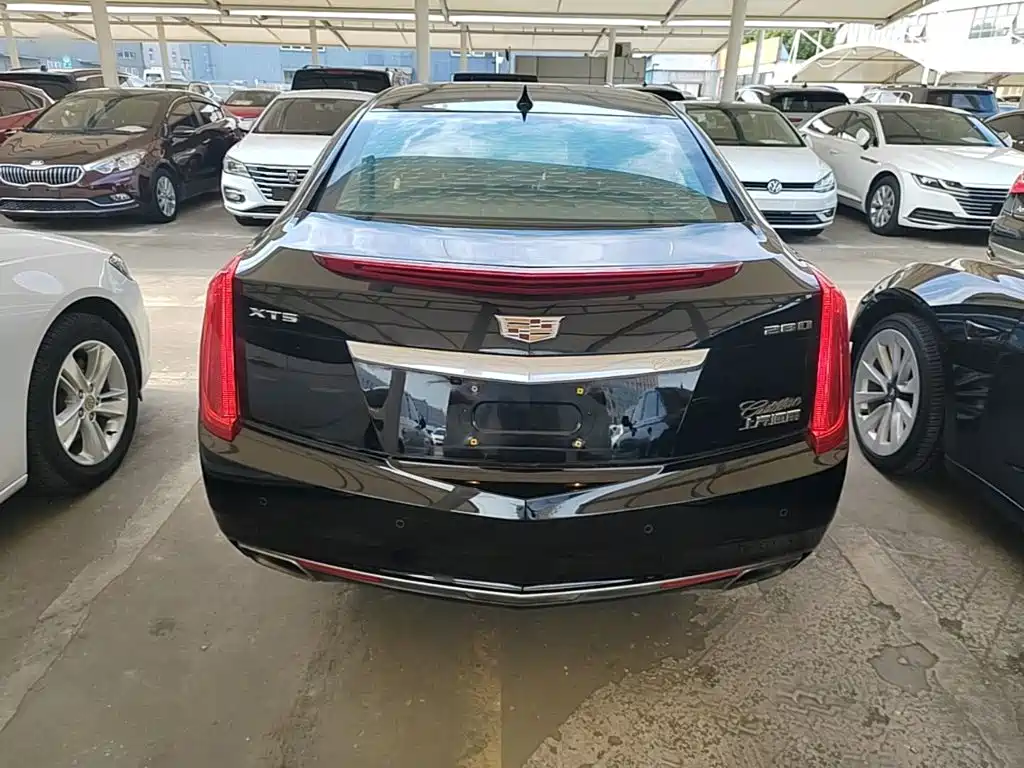 Cadillac XTS — миниатюра 6