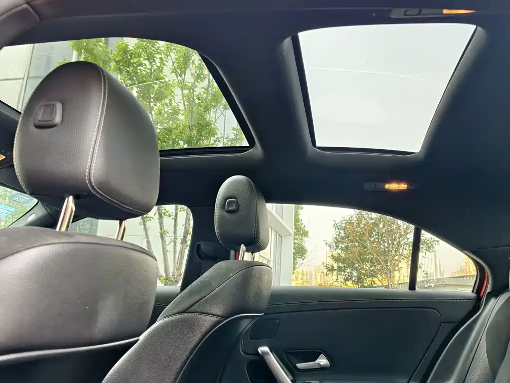 Mercedes-Benz A-Class — миниатюра 32