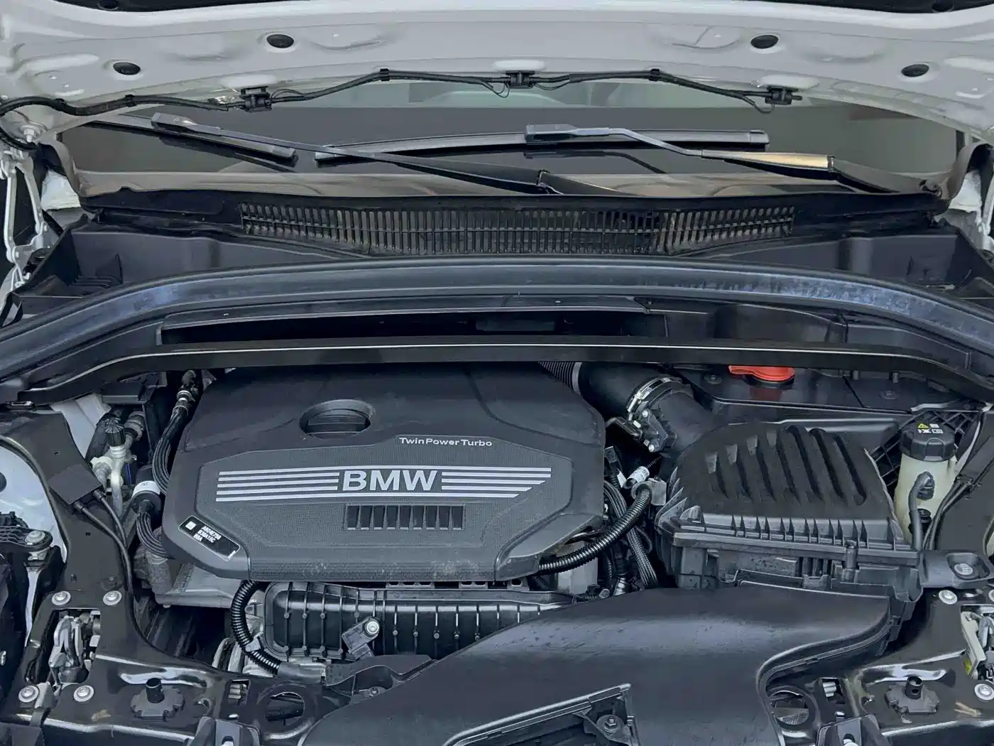 BMW X1 id 4669312 из Китая 22