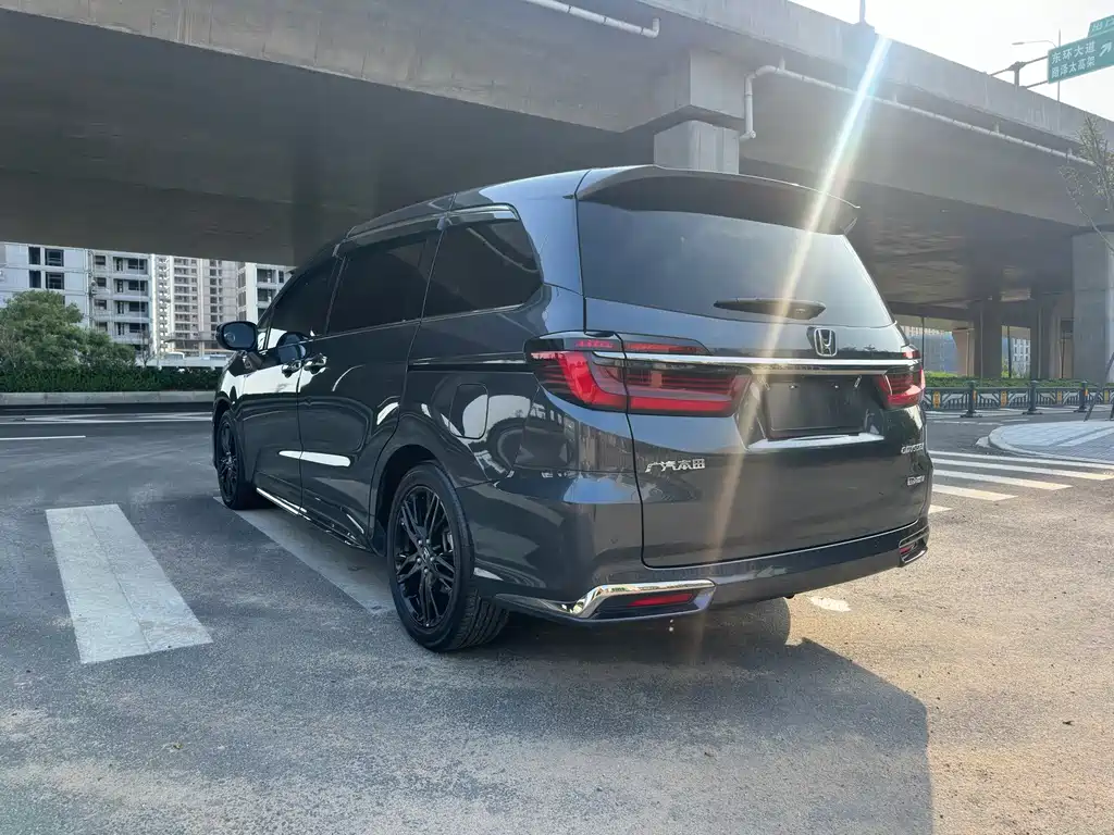 Honda Odyssey — миниатюра 7