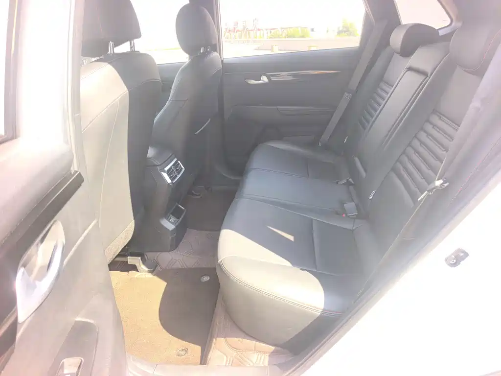Kia Sportage — миниатюра 11