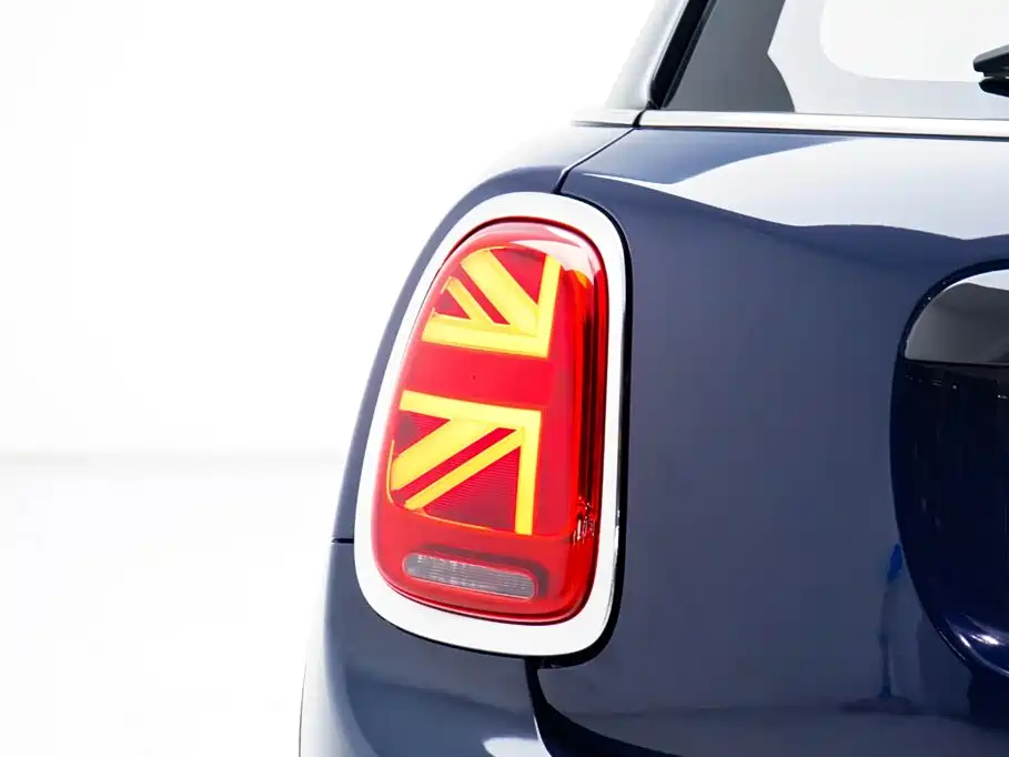 MINI Mini — миниатюра 32