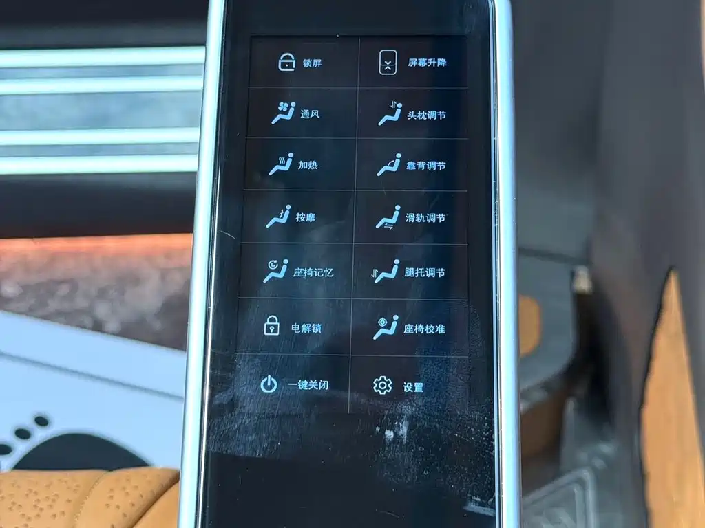 Mercedes-Benz V-Class — миниатюра 16