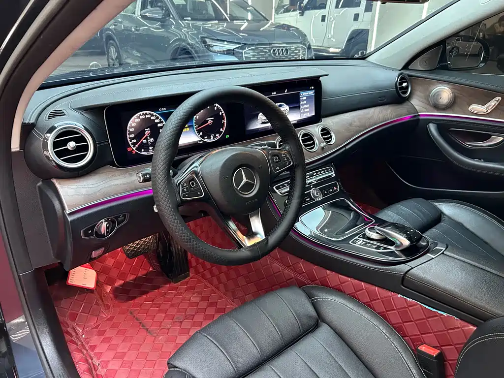Mercedes-Benz E-Class — миниатюра 12