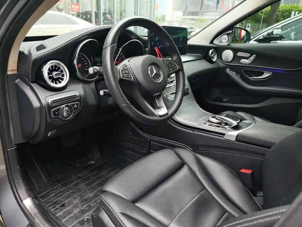 Mercedes-Benz C-Class — миниатюра 20