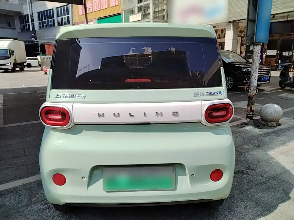 Wuling MINIEV — миниатюра 6