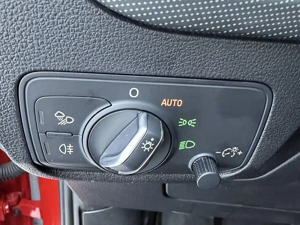 Audi Q2L — миниатюра 10