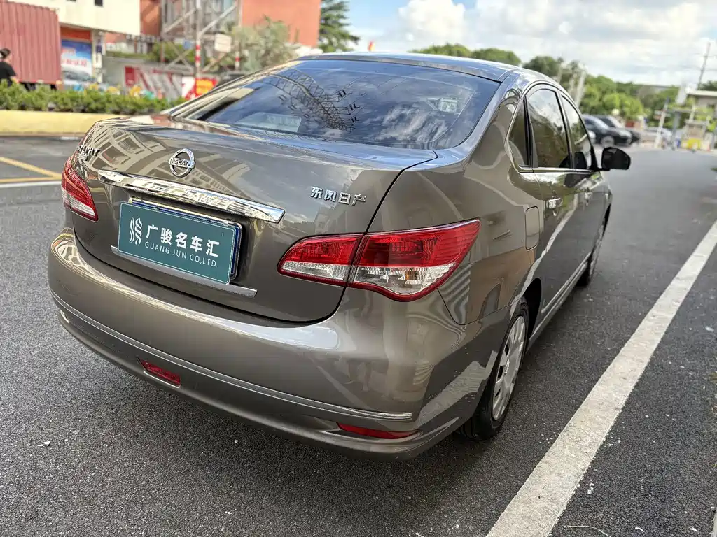 Nissan Sylphy — миниатюра 5