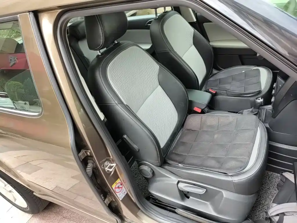 Skoda Yeti — миниатюра 25