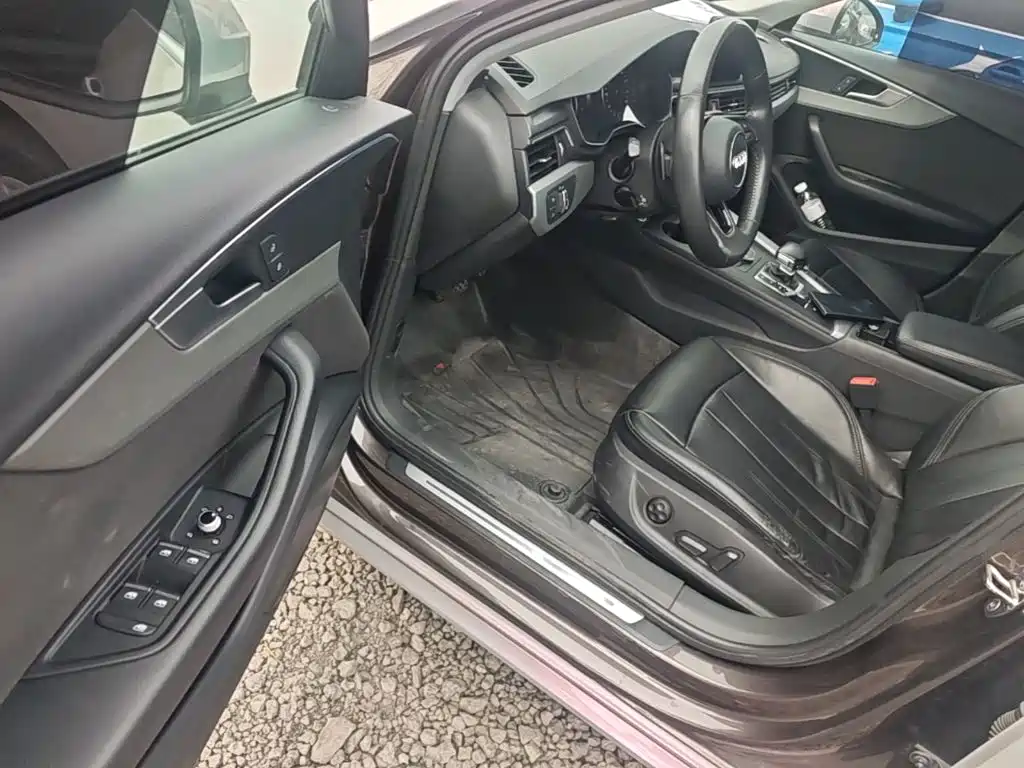 Audi A4L — миниатюра 16