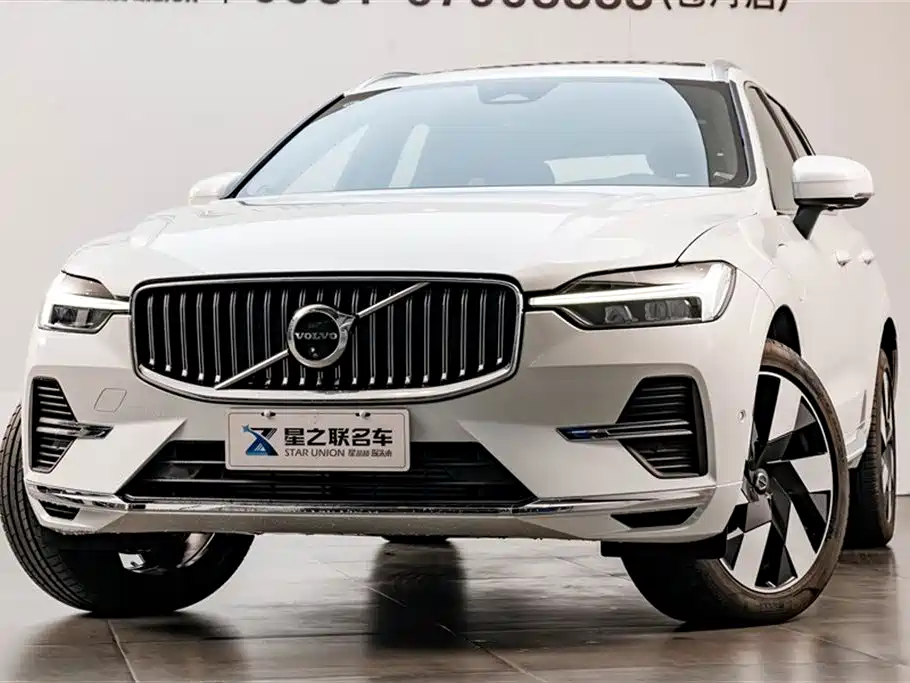 VOLVO XC60 PLUG IN HYBRID