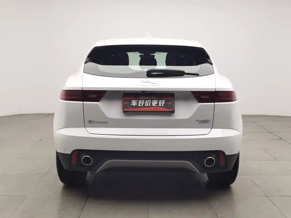 Jaguar E-PACE — миниатюра 4