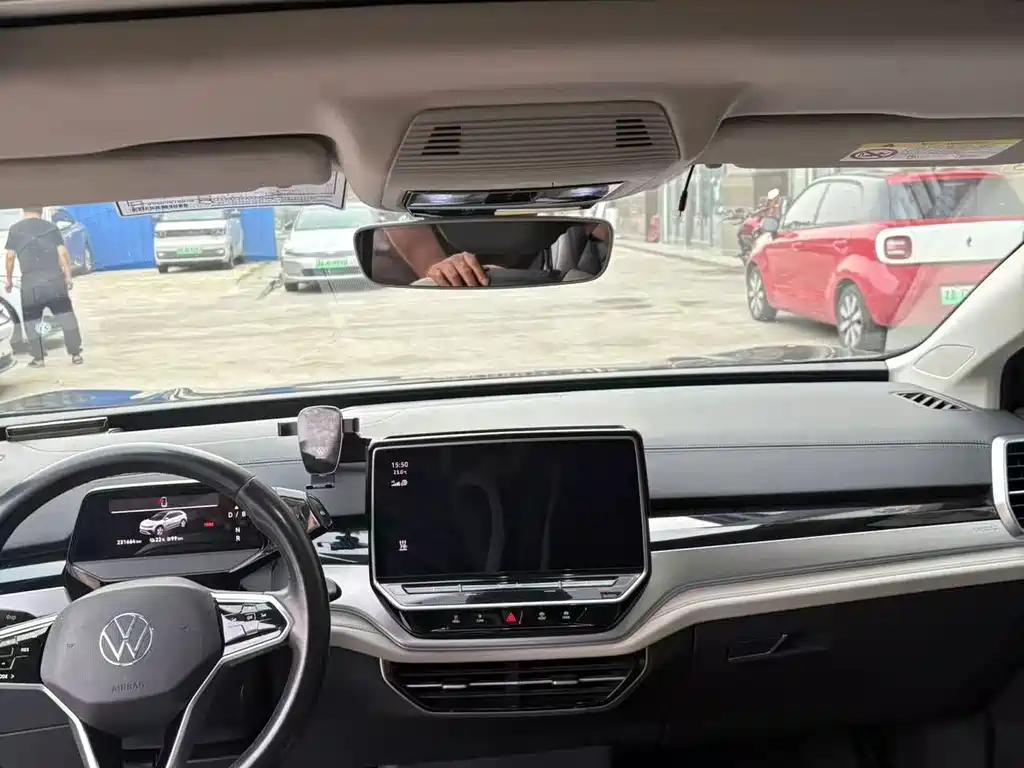 Volkswagen ID.6 Crozz — миниатюра 8