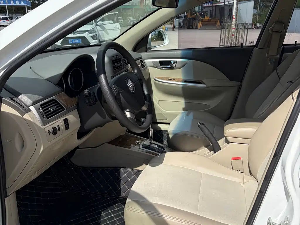 Buick Excelle — миниатюра 5