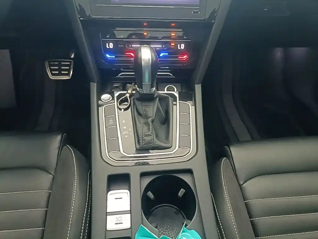 Volkswagen Magotan — миниатюра 14