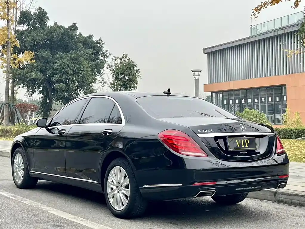 Mercedes-Benz S-Class — миниатюра 4