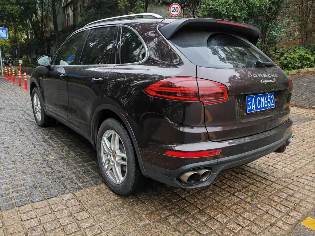 PORSCHE CAYENNE NEW ENERGY