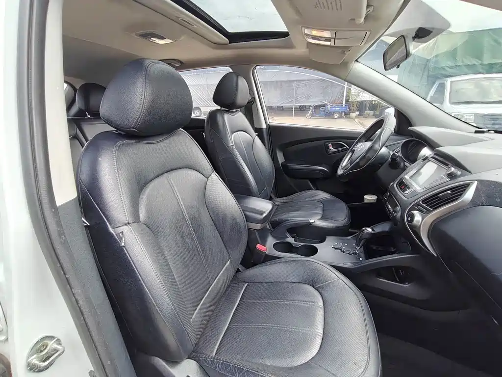 Hyundai ix35 — миниатюра 8