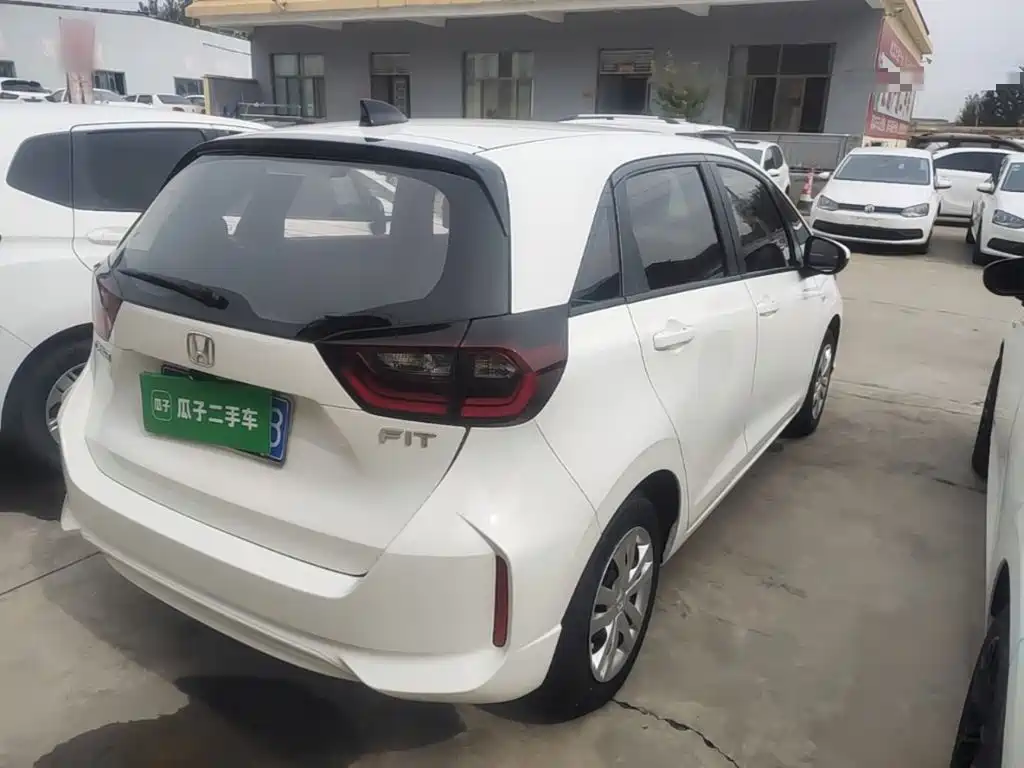 Honda Fit — миниатюра 7