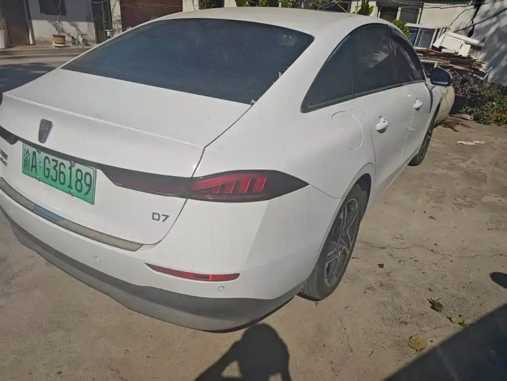 Roewe D7 — миниатюра 9