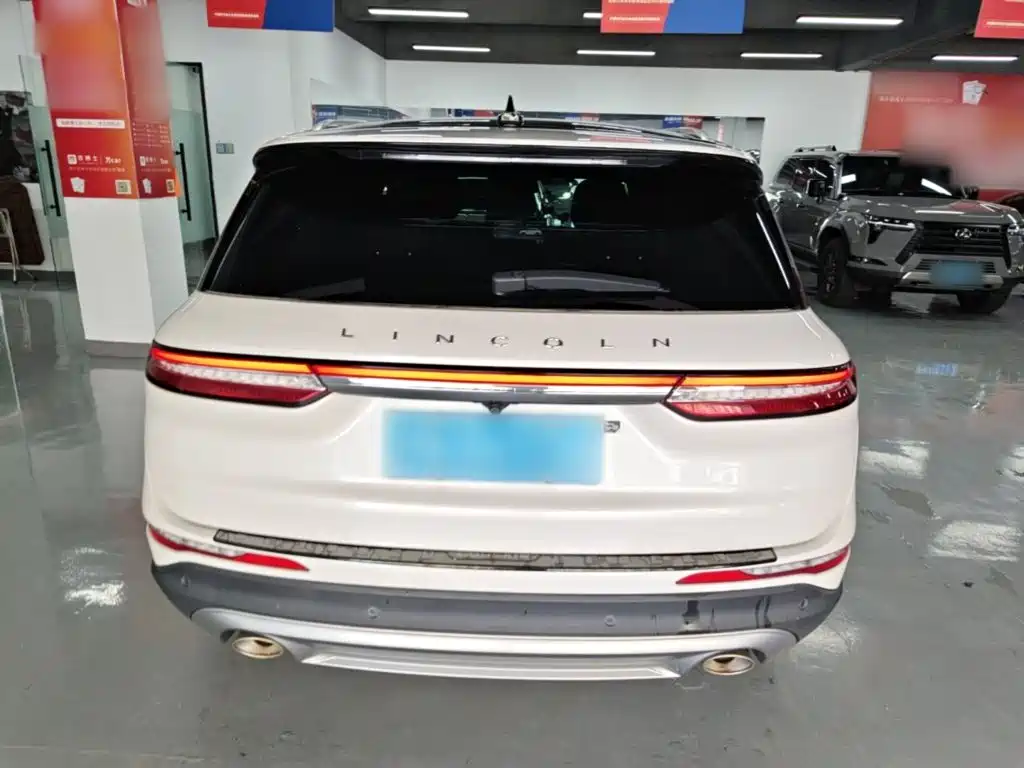 Lincoln Corsair — миниатюра 6