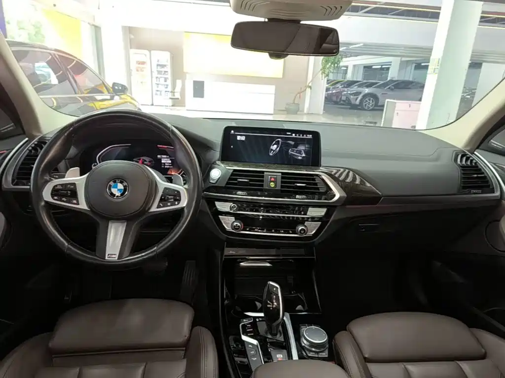 BMW X3 — миниатюра 10