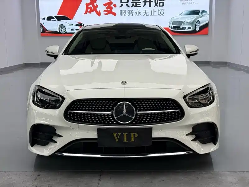 Mercedes-Benz E-Class (Import) — миниатюра 2
