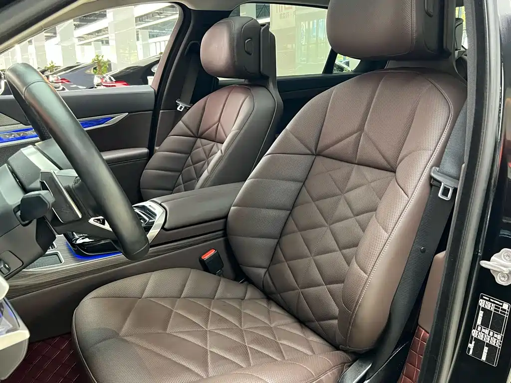 BMW 7 Series 7 2023 735Li M Sport