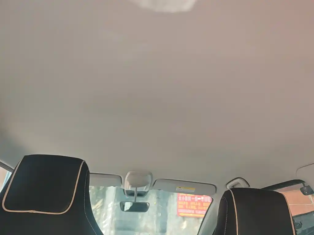 Baojun KiWi EV — миниатюра 18
