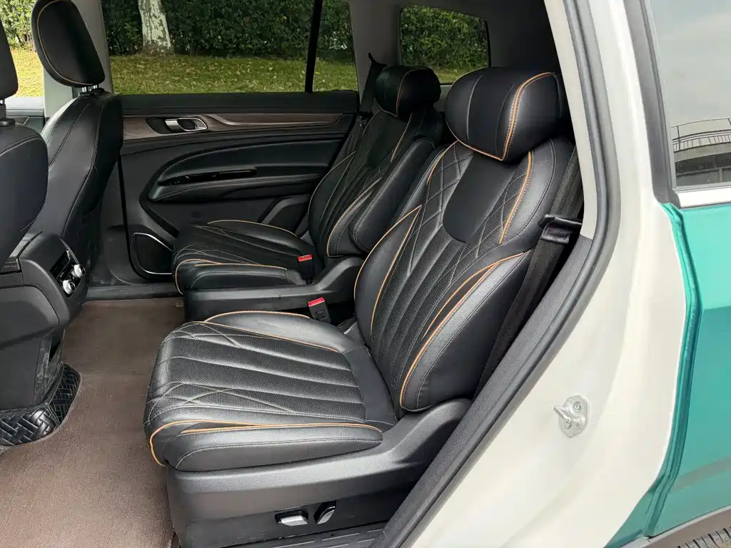 Ford Equator — миниатюра 12