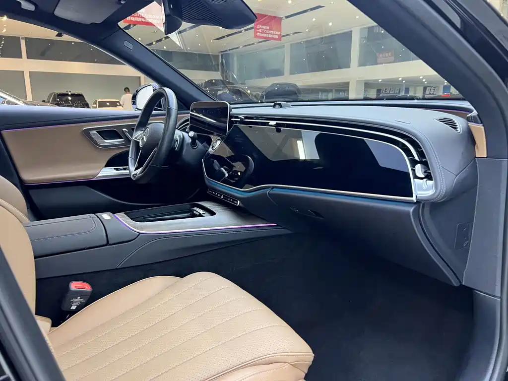Mercedes-Benz E-Class New Energy — миниатюра 13