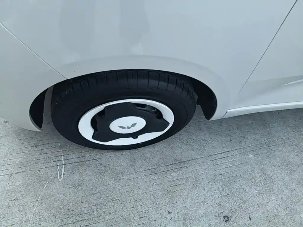 Wuling MINIEV — миниатюра 23