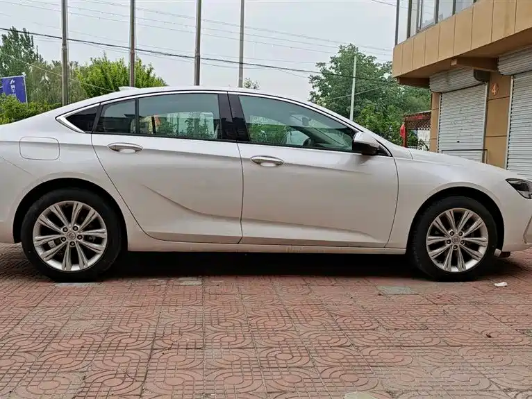 Buick Regal 2024 28T