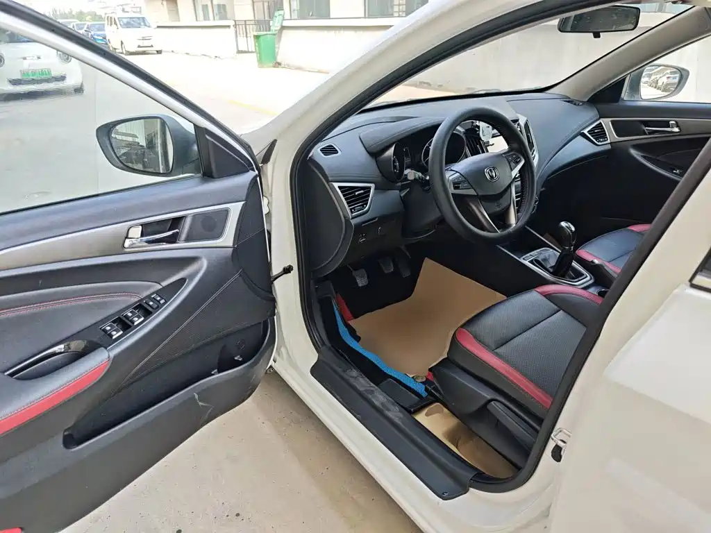 Changan Eado XT — миниатюра 16