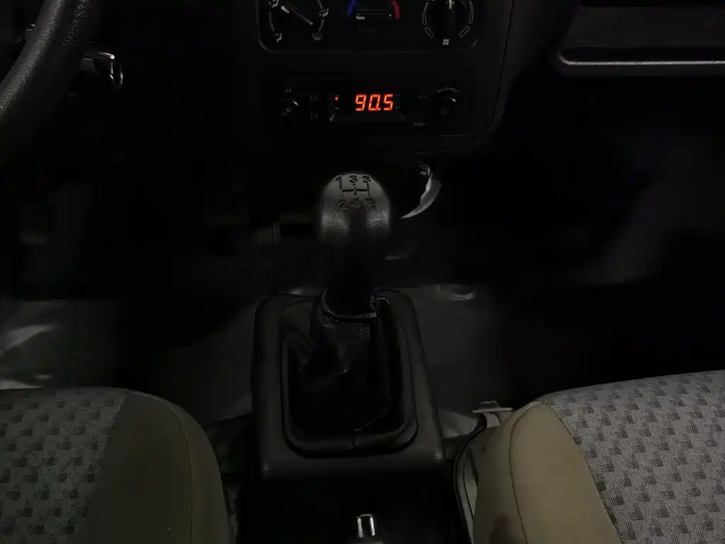 Wuling Zhiguang — миниатюра 13