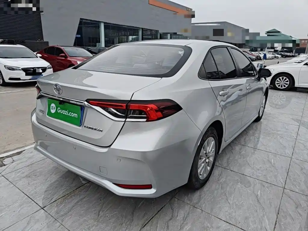Toyota Corolla — миниатюра 7